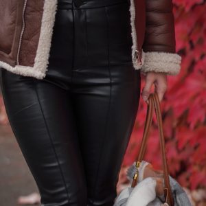 Pantalon Skinny Noir Imitation Cuir à Bouton