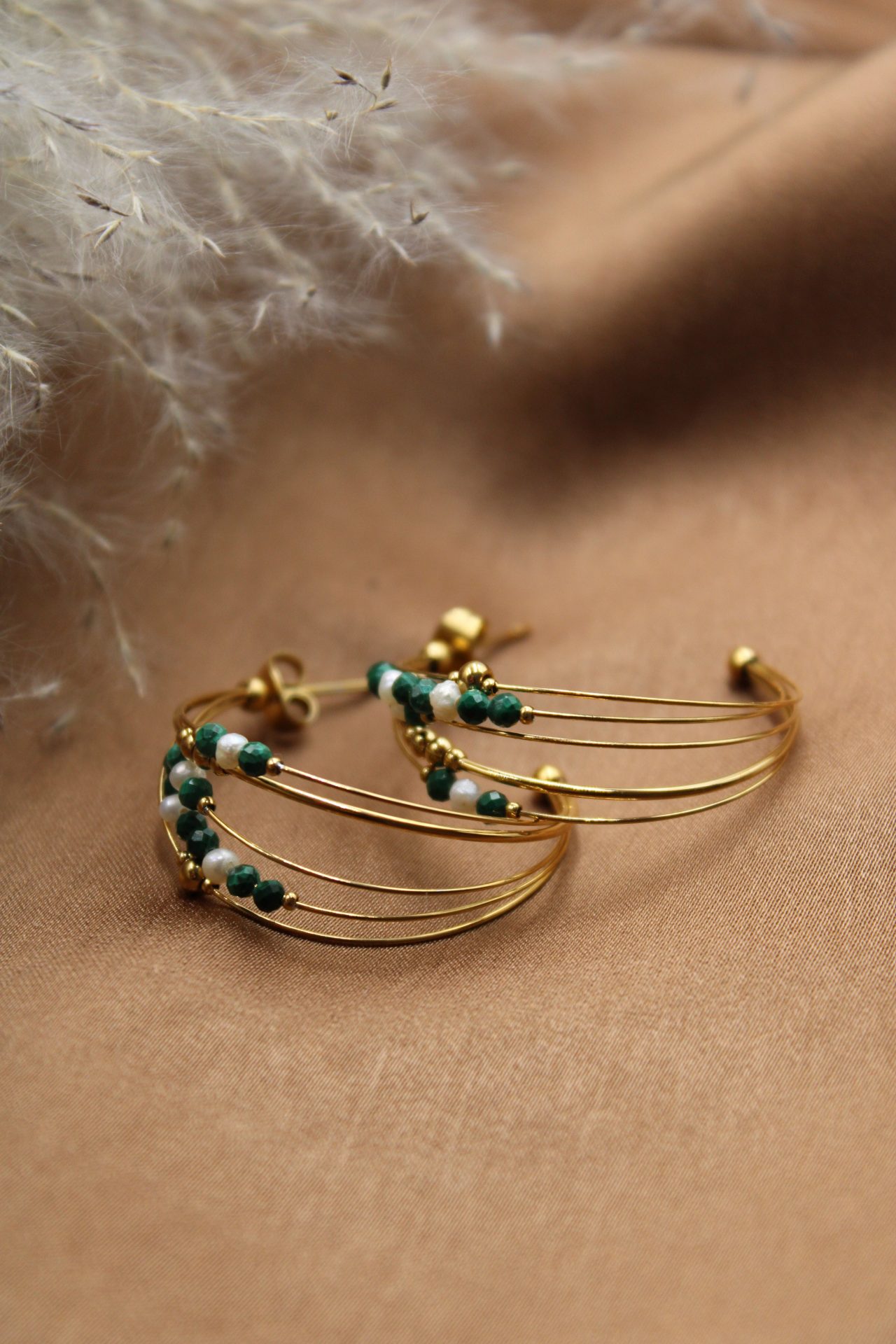 Bague empire pierre verte élégante