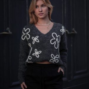Pull Gris à Motifs Floraux
