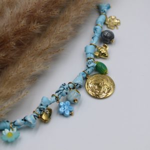 collier bandana bleu