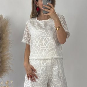 Ensemble Blanc à Fleurs Brodées
