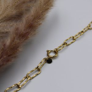 Collier à maillons dorés pour personnalisation de bijoux