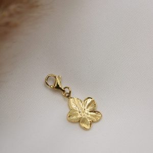 charm fleur médium attache mousqueton